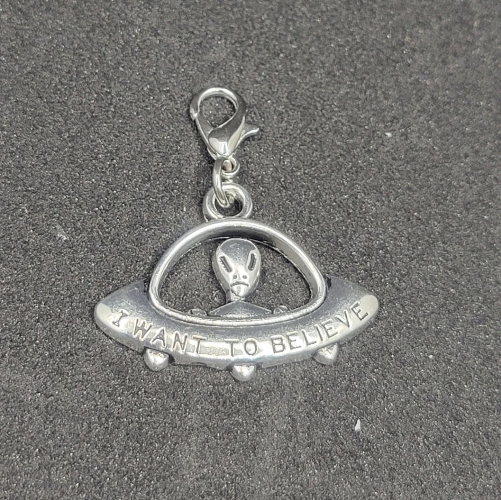 Clip On alien UFO charms planner charms I want to believe silver bracelet